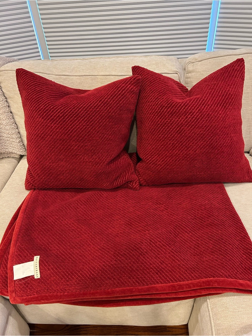 Pottery Barn Burgandy/red Velvet Throw Blanket and Decorative Pillows Set